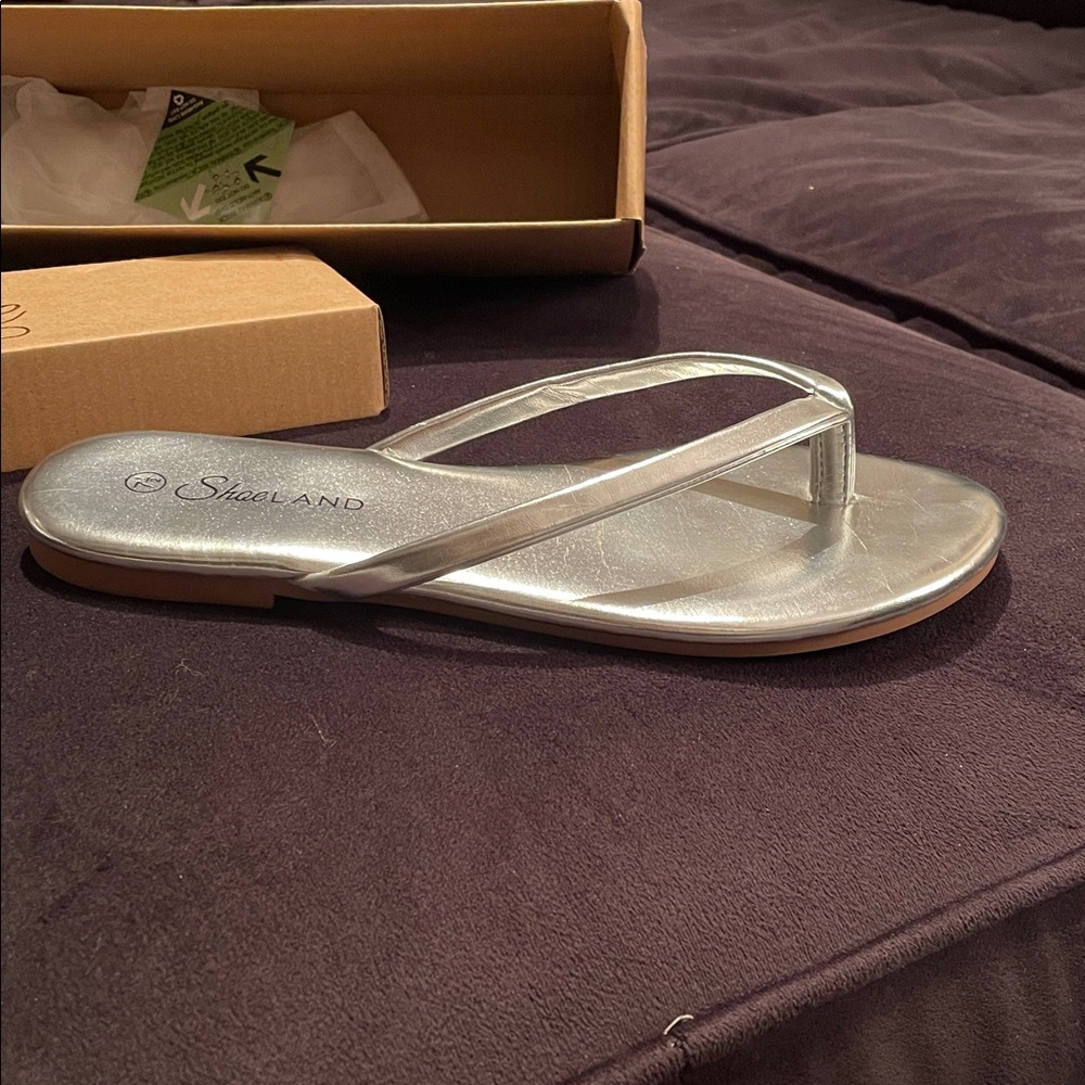 Shoe Land Silver Women's Sandals 7.5 - Picture 5 of 6